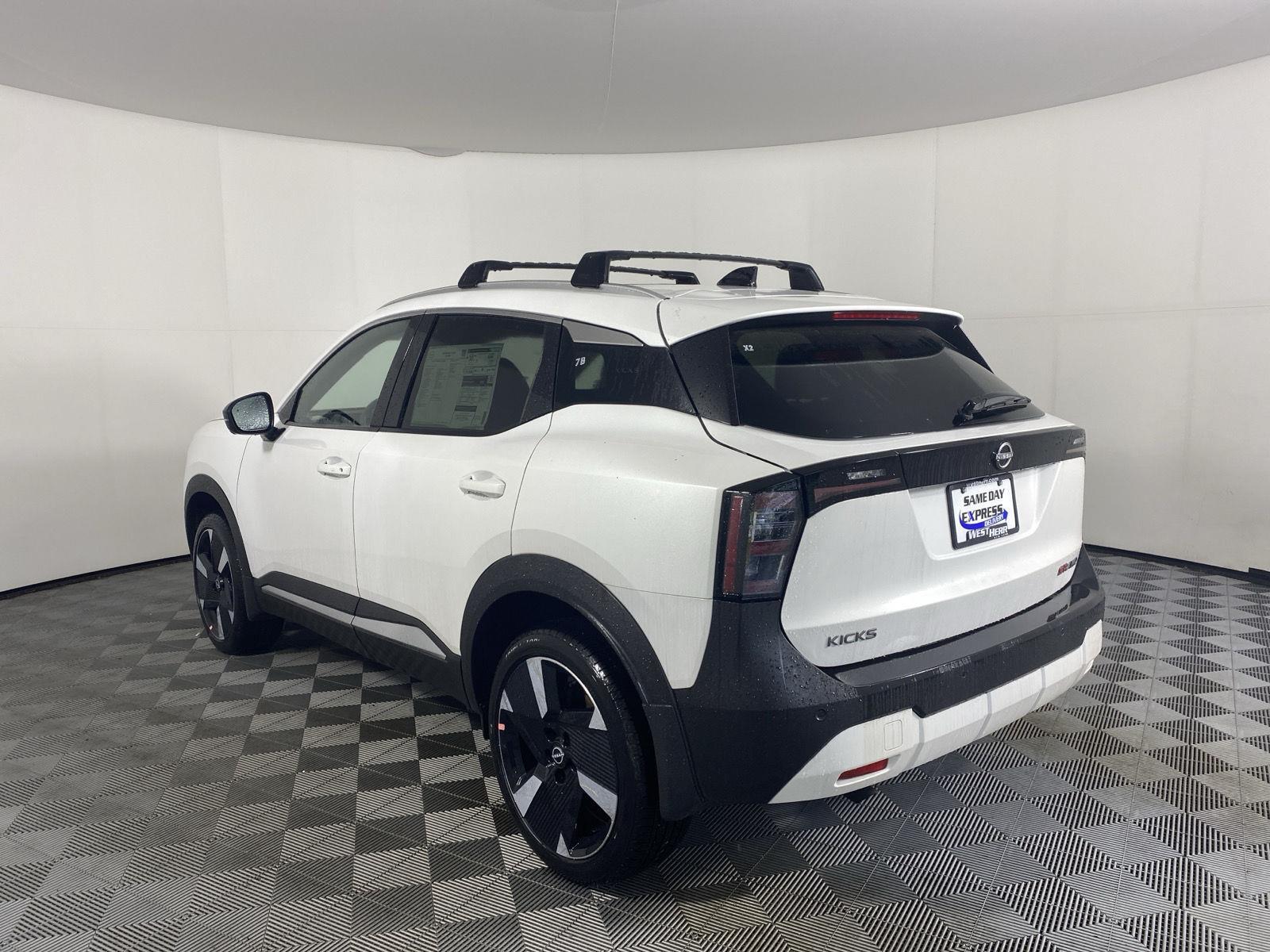 New 2026 Aspen White Nissan SR image 15