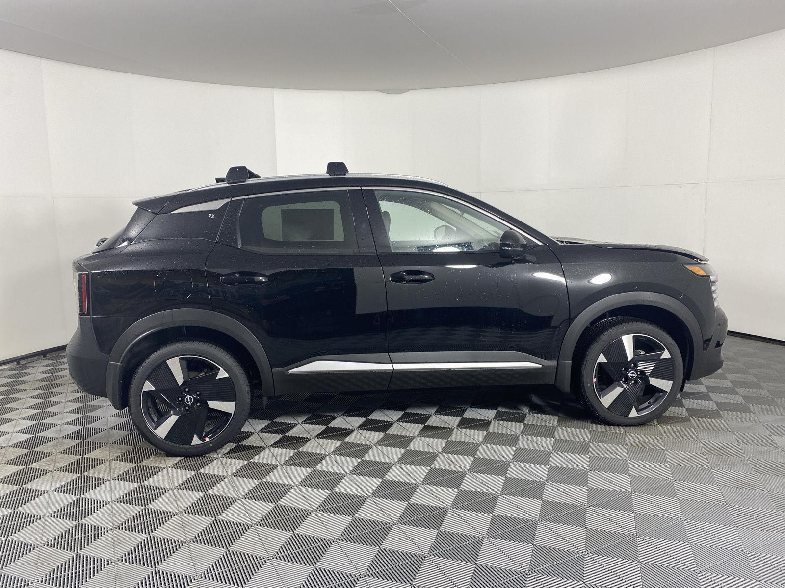 New 2026 Super Black Nissan SR image 18