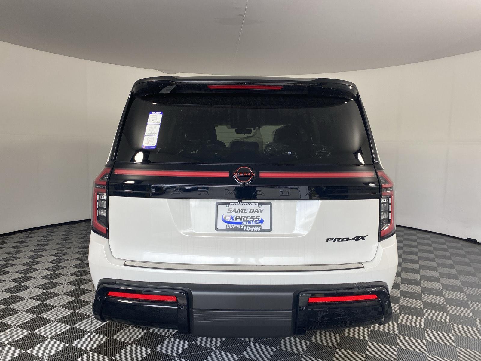 New 2026 Aspen White Nissan PRO-4X image 5