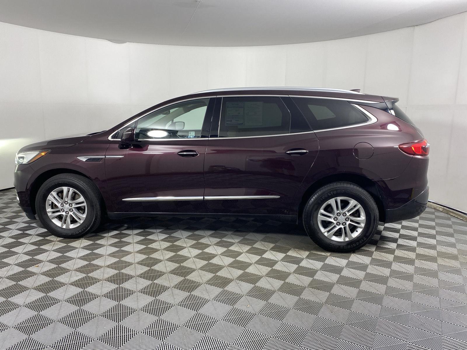Used 2018 Black Cherry Metallic Buick Essence image 4