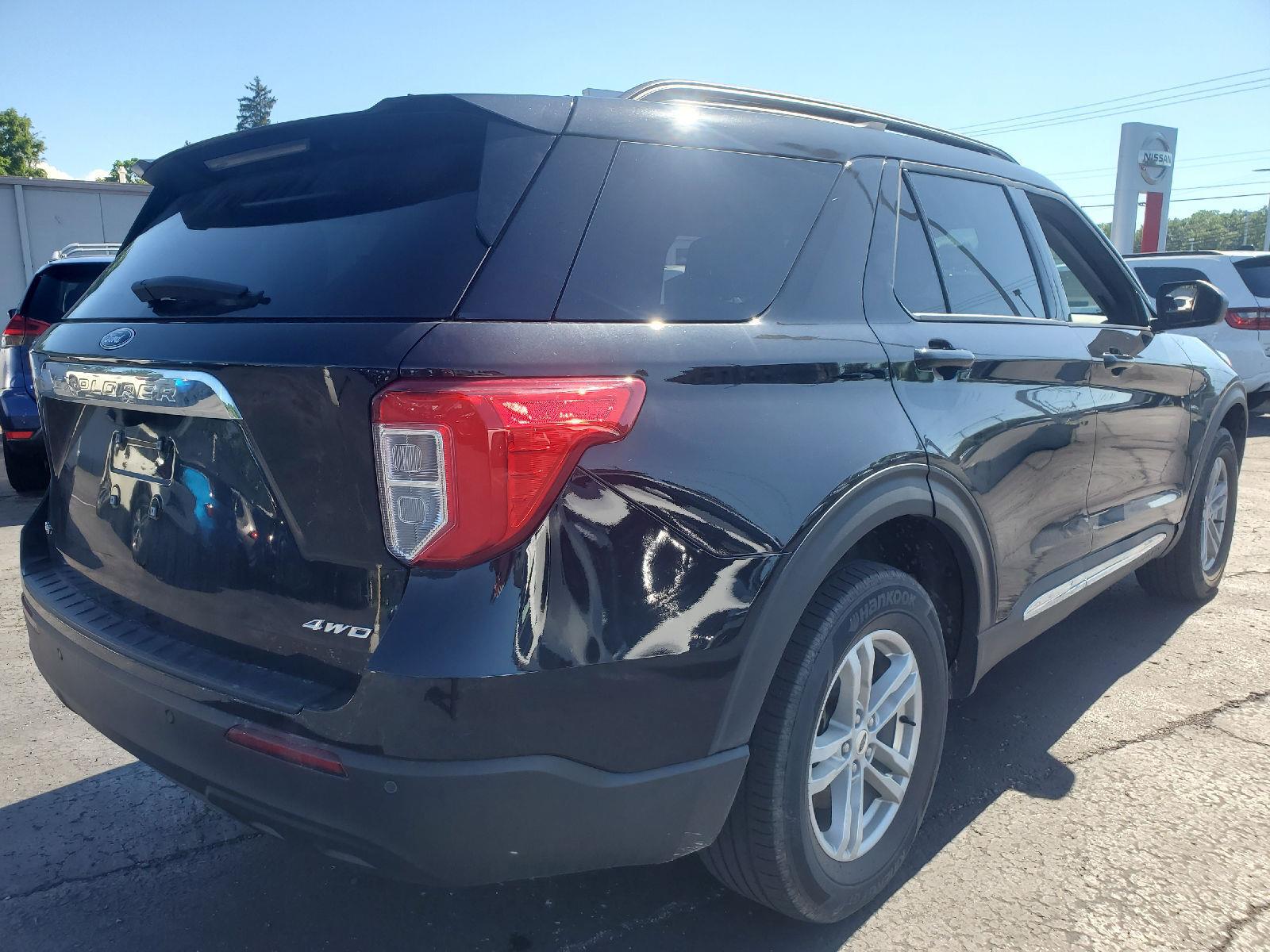 Used 2024 Agate Black Ford XLT image 3