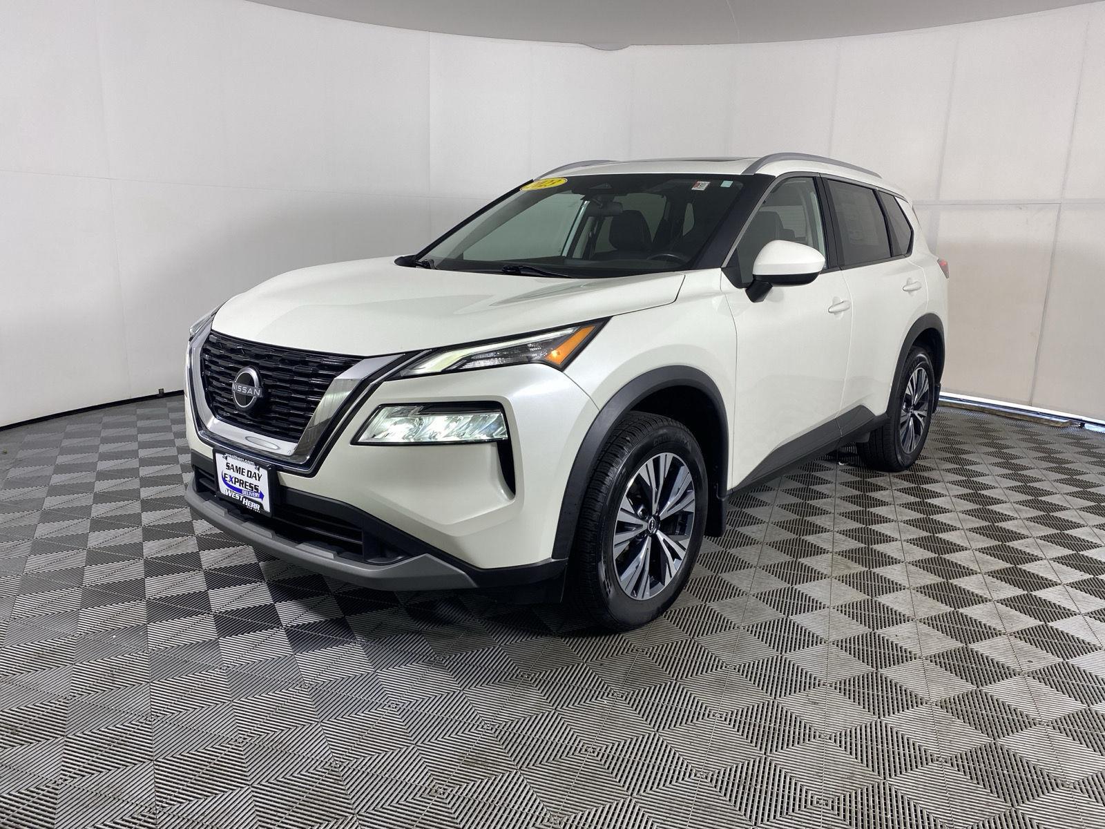 Certified Used 2023 Pearl White Tricoat Nissan SV image 3