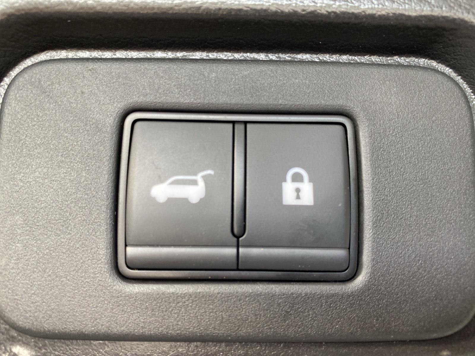 Certified Used 2023 Pearl White Tricoat Nissan SV image 8