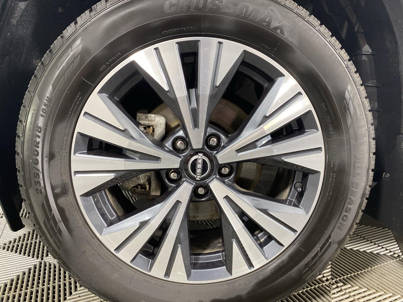 Certified Used 2023 Pearl White Tricoat Nissan SV image 12
