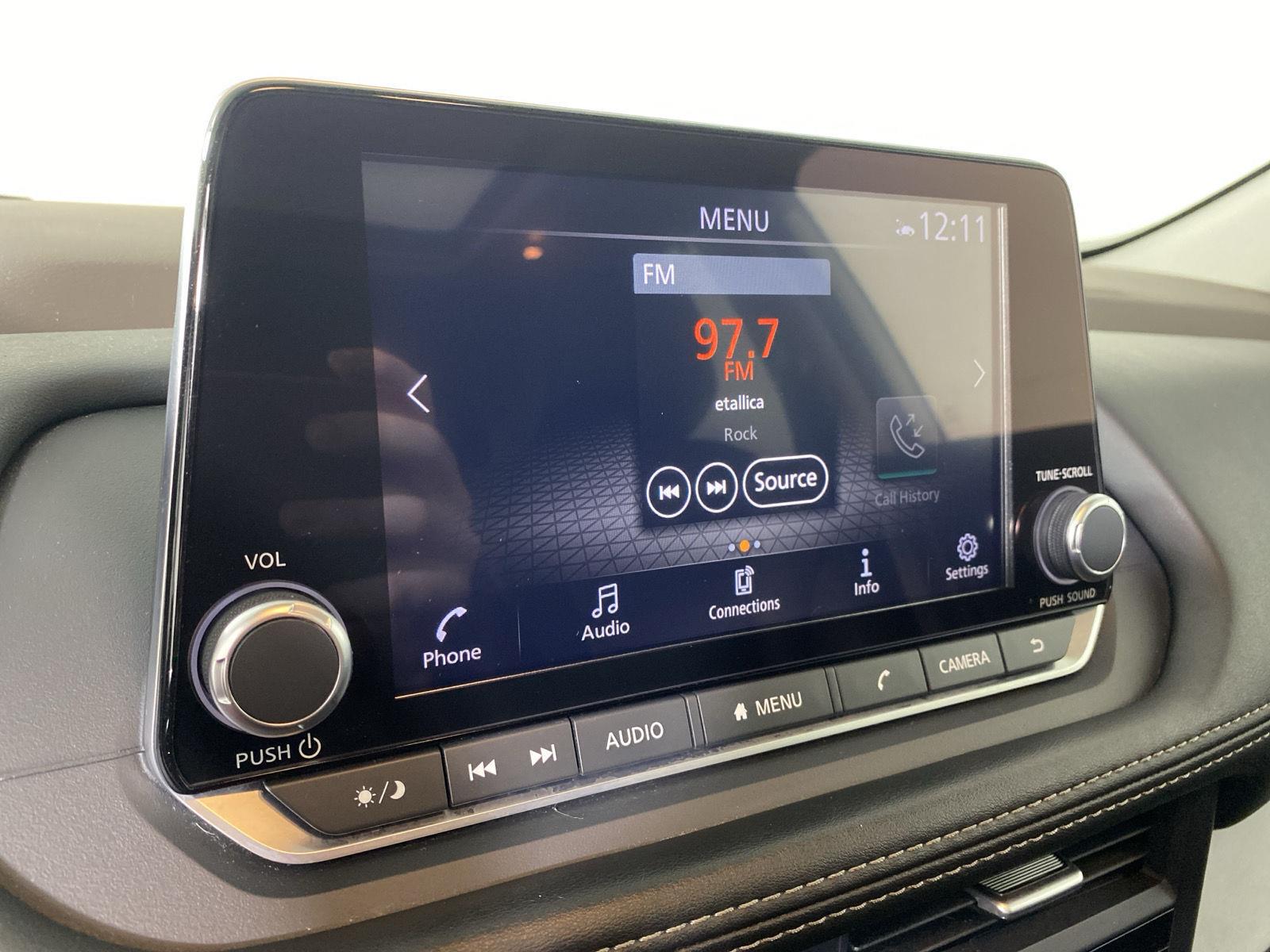 Certified Used 2023 Pearl White Tricoat Nissan SV image 20