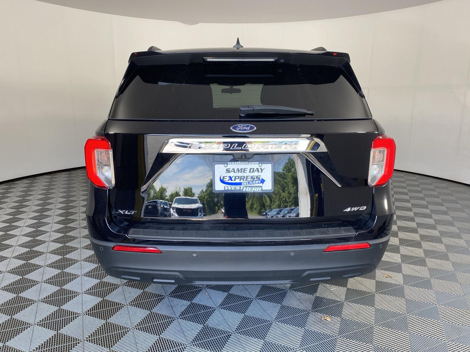 Used 2024 Agate Black Ford XLT image 23