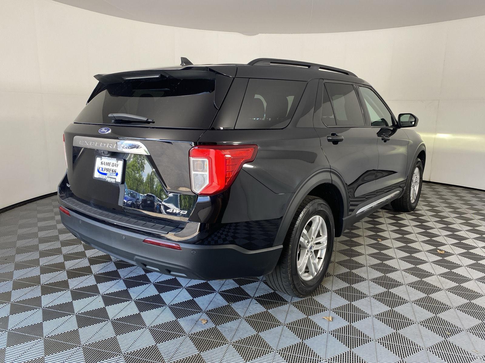 Used 2024 Agate Black Ford XLT image 26