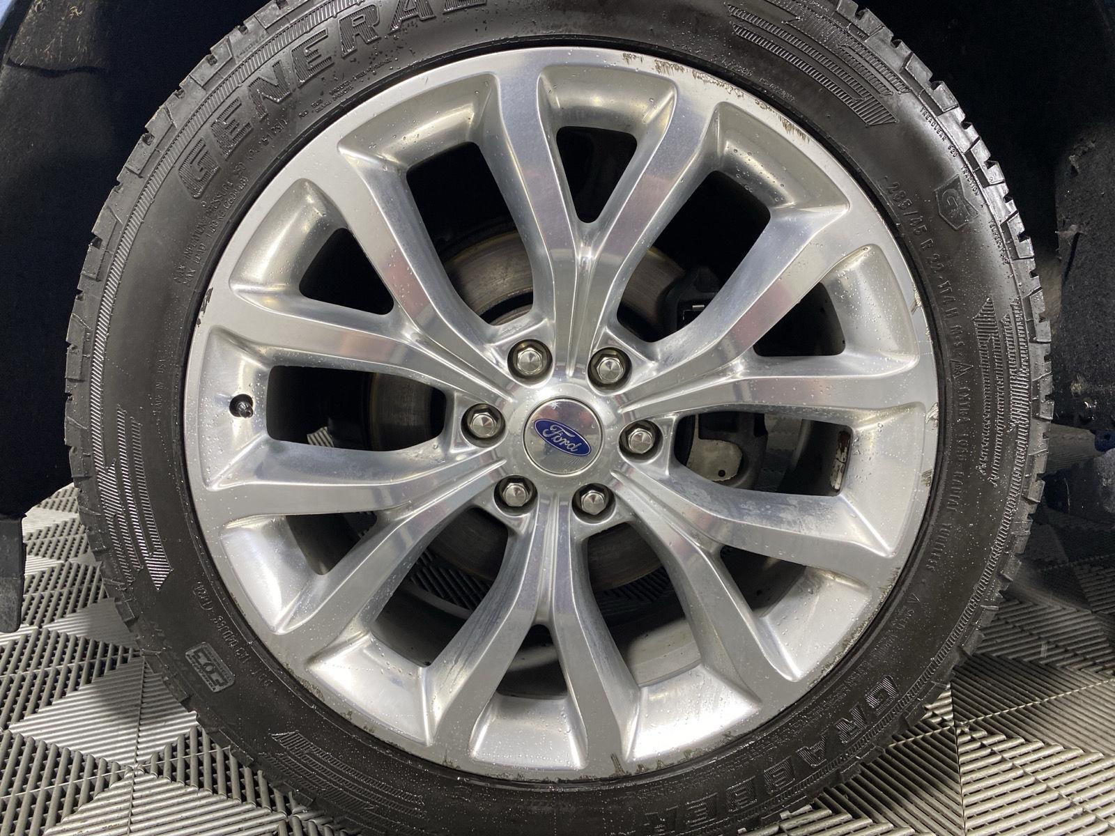Used 2018 Blue Ford Limited image 12