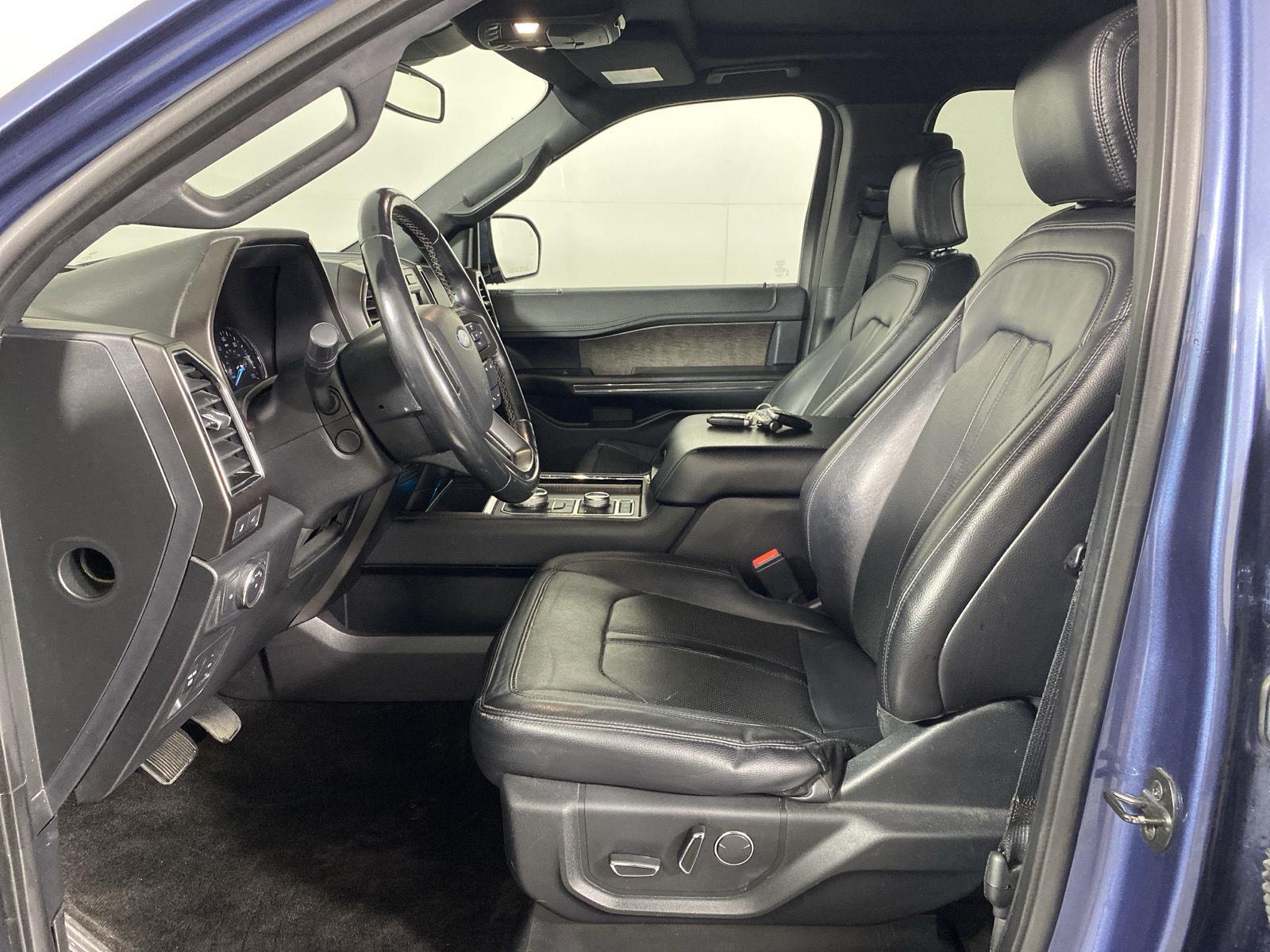 Used 2018 Blue Ford Limited image 13