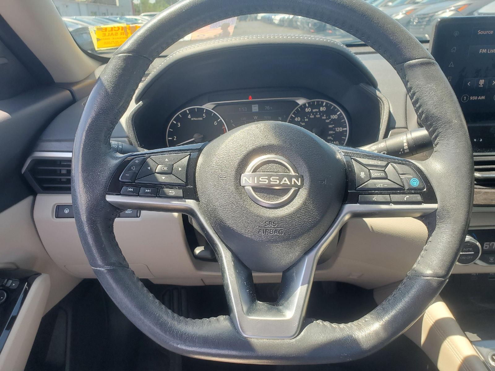 Used 2023 Super Black Nissan 2.5 SL image 8