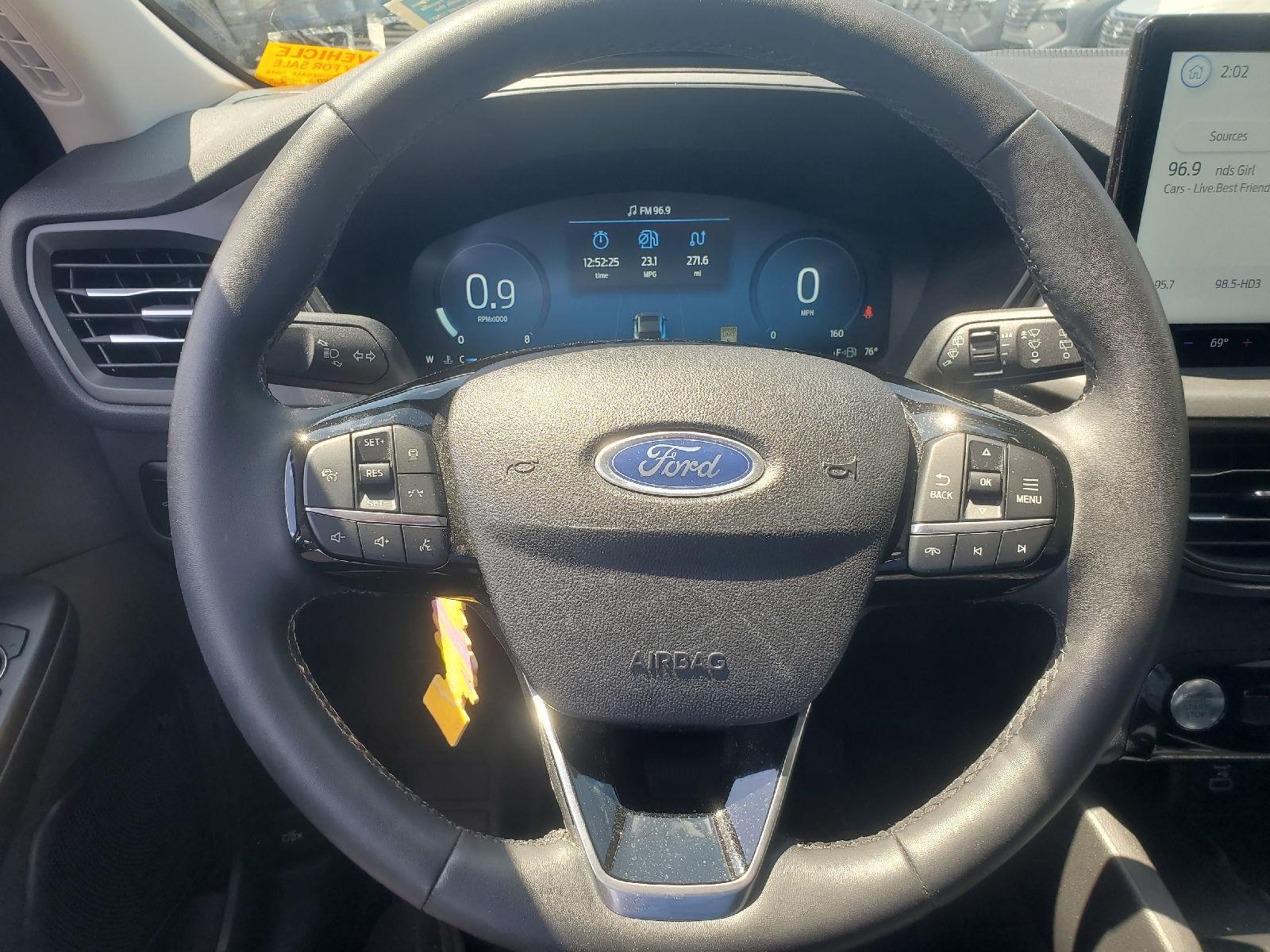 Used 2023 Vapor Blue Ford Active image 10
