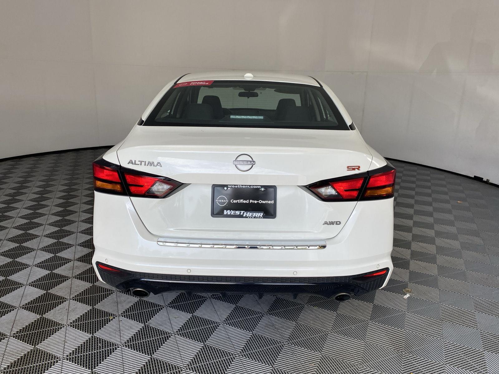 Certified Used 2023 Pearl White Tricoat Nissan 2.5 SR image 6