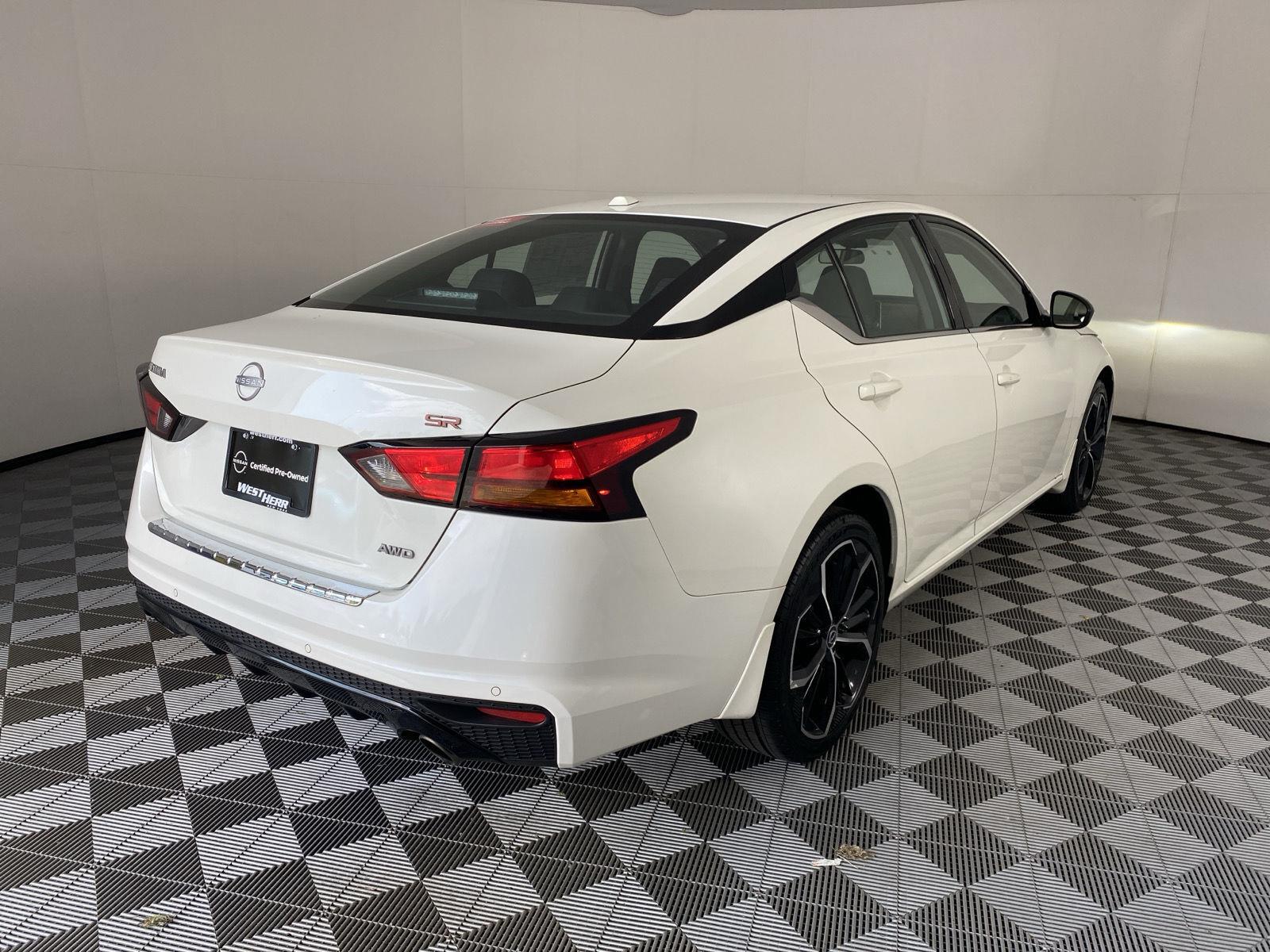 Certified Used 2023 Pearl White Tricoat Nissan 2.5 SR image 8