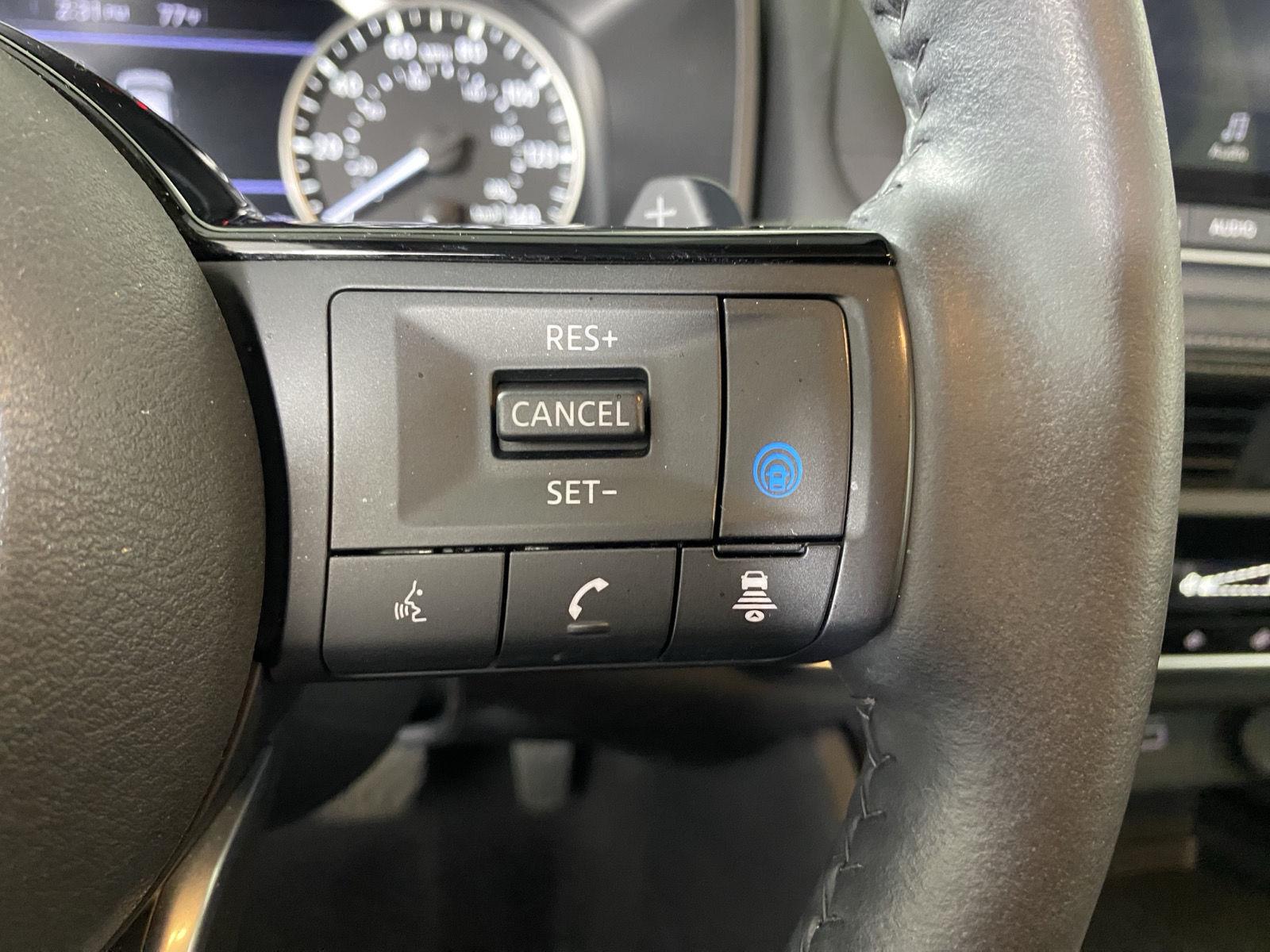 Certified Used 2023 Pearl White Tricoat Nissan SV image 17
