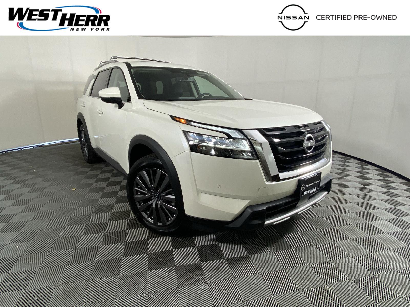 2024 Nissan Pathfinder SL