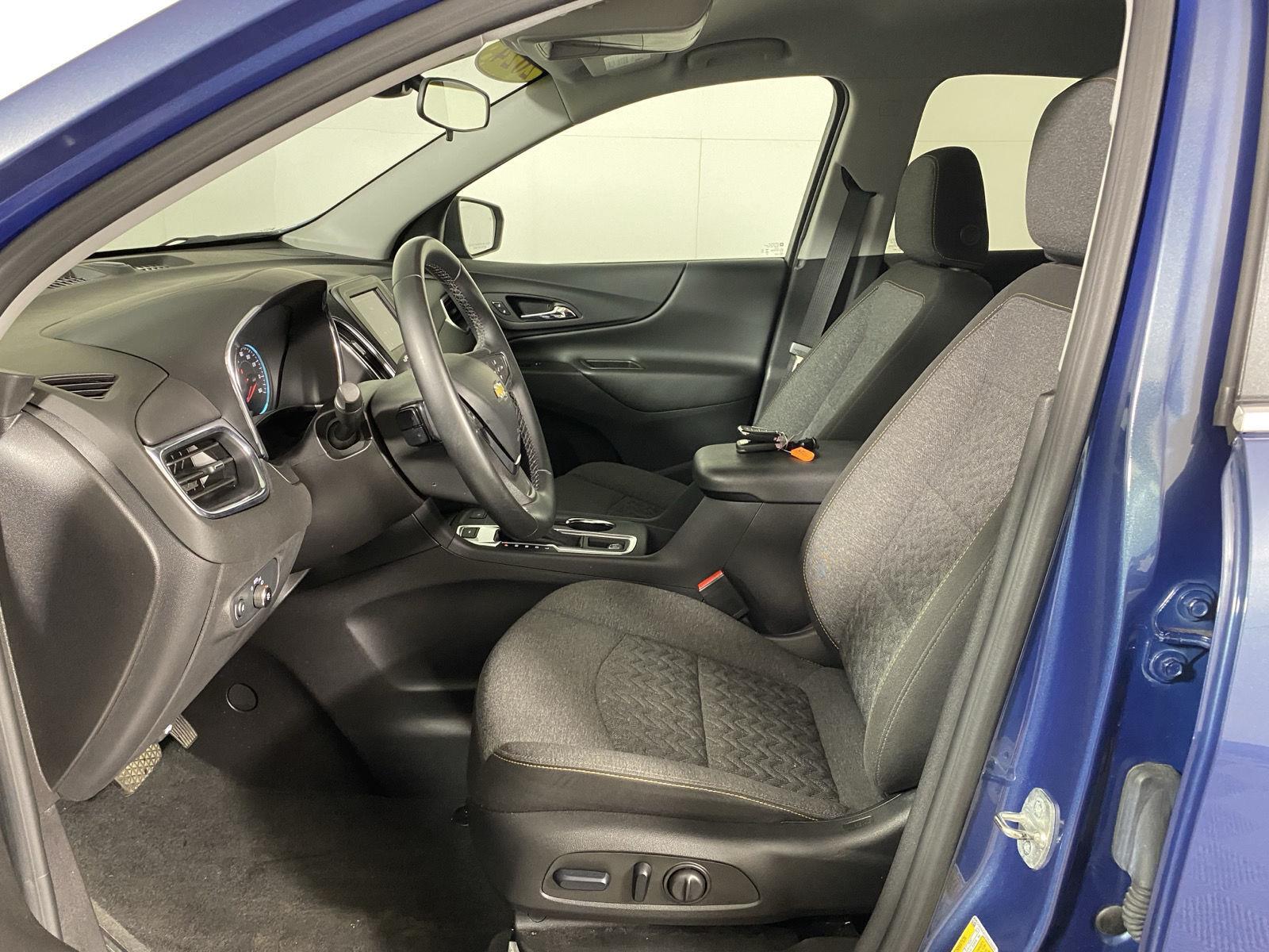 Used 2024 Lakeshore Blue Metallic Chevrolet LT image 13