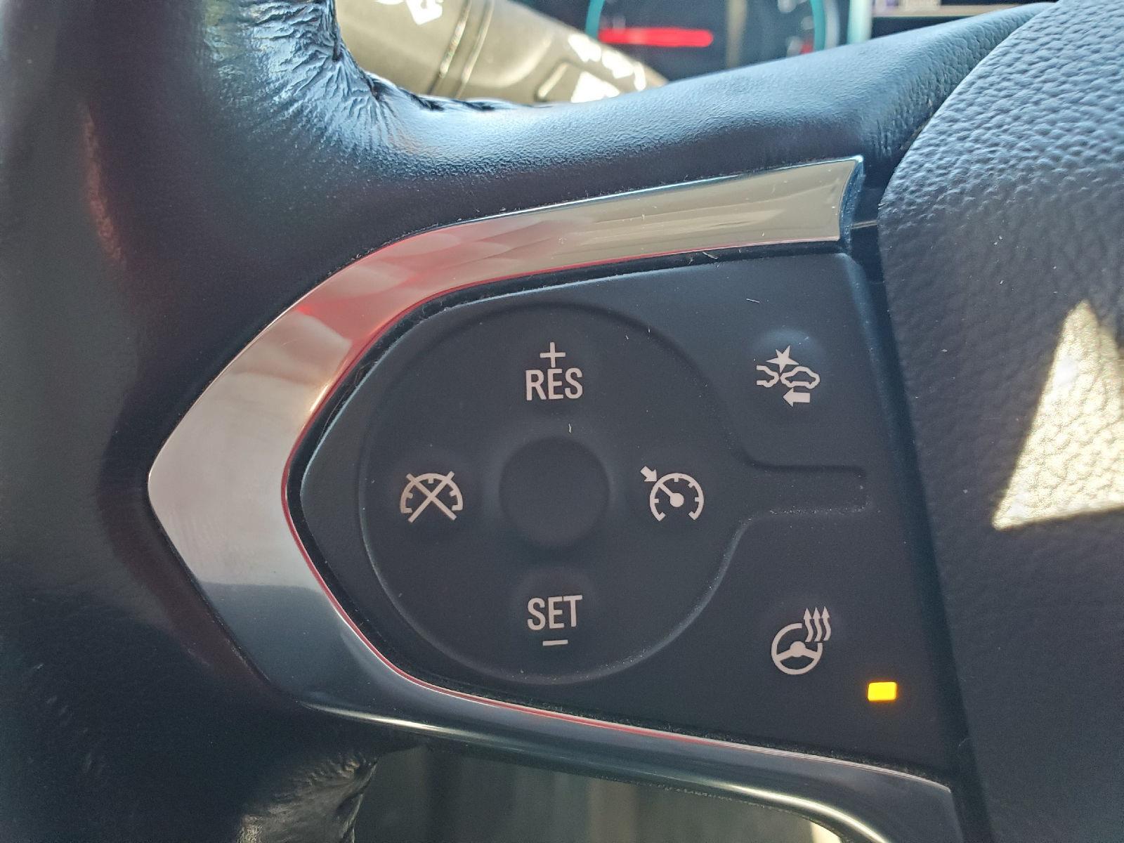 Used 2019 Silver Ice Metallic Chevrolet Premier image 14