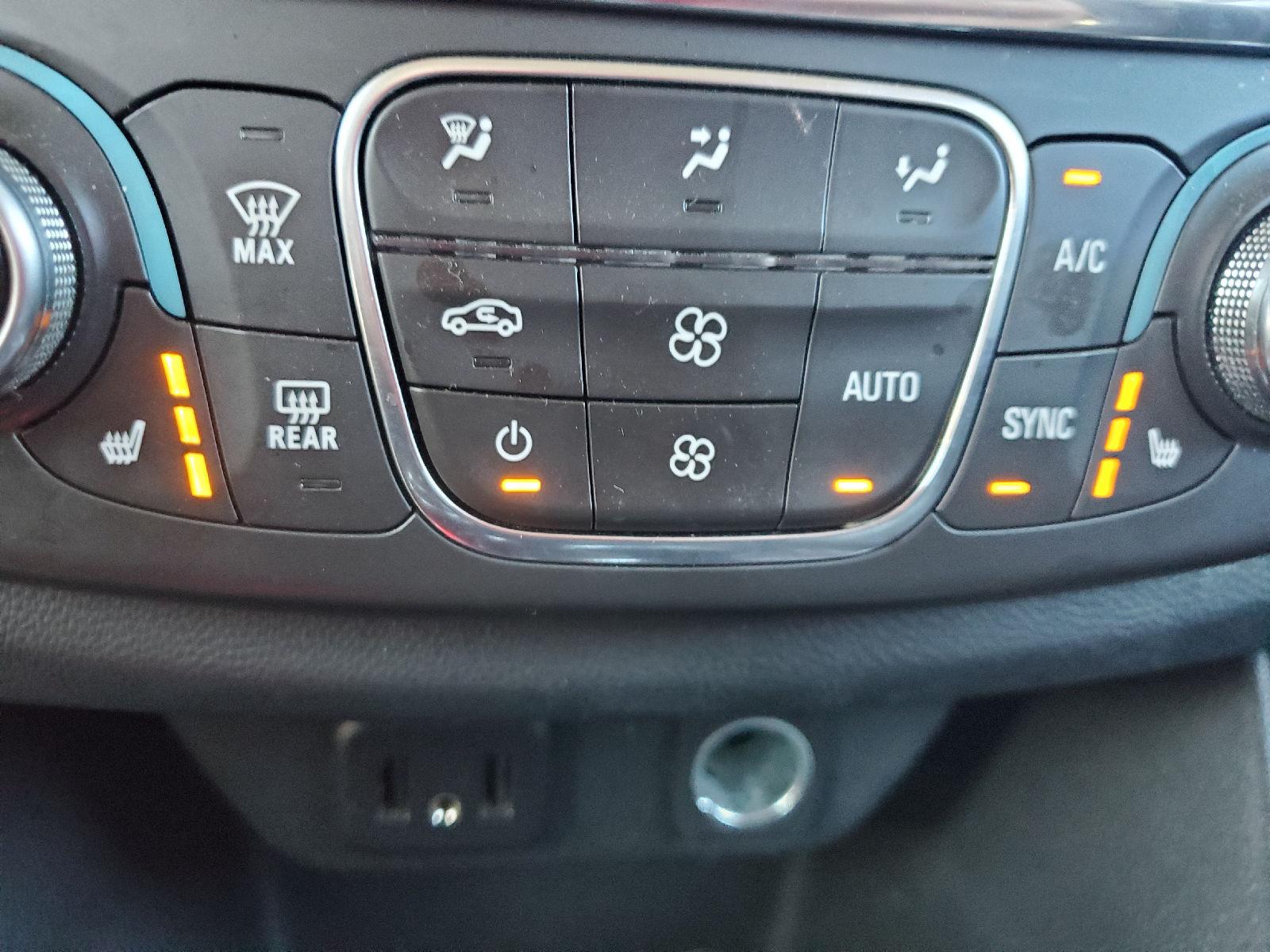 Used 2019 Silver Ice Metallic Chevrolet Premier image 21