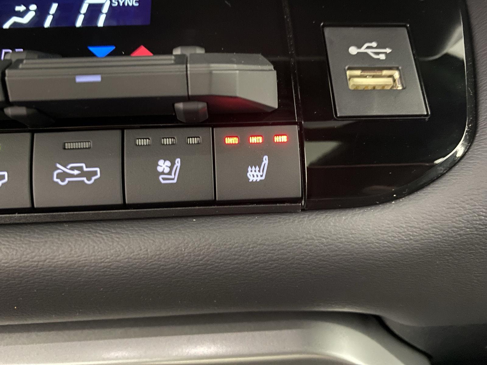 Used 2025 Magnetic Gray Metallic Toyota Platinum image 21