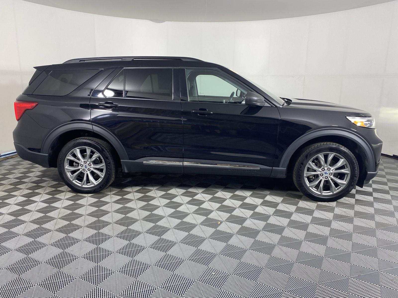 Used 2023 Agate Black Ford XLT image 10