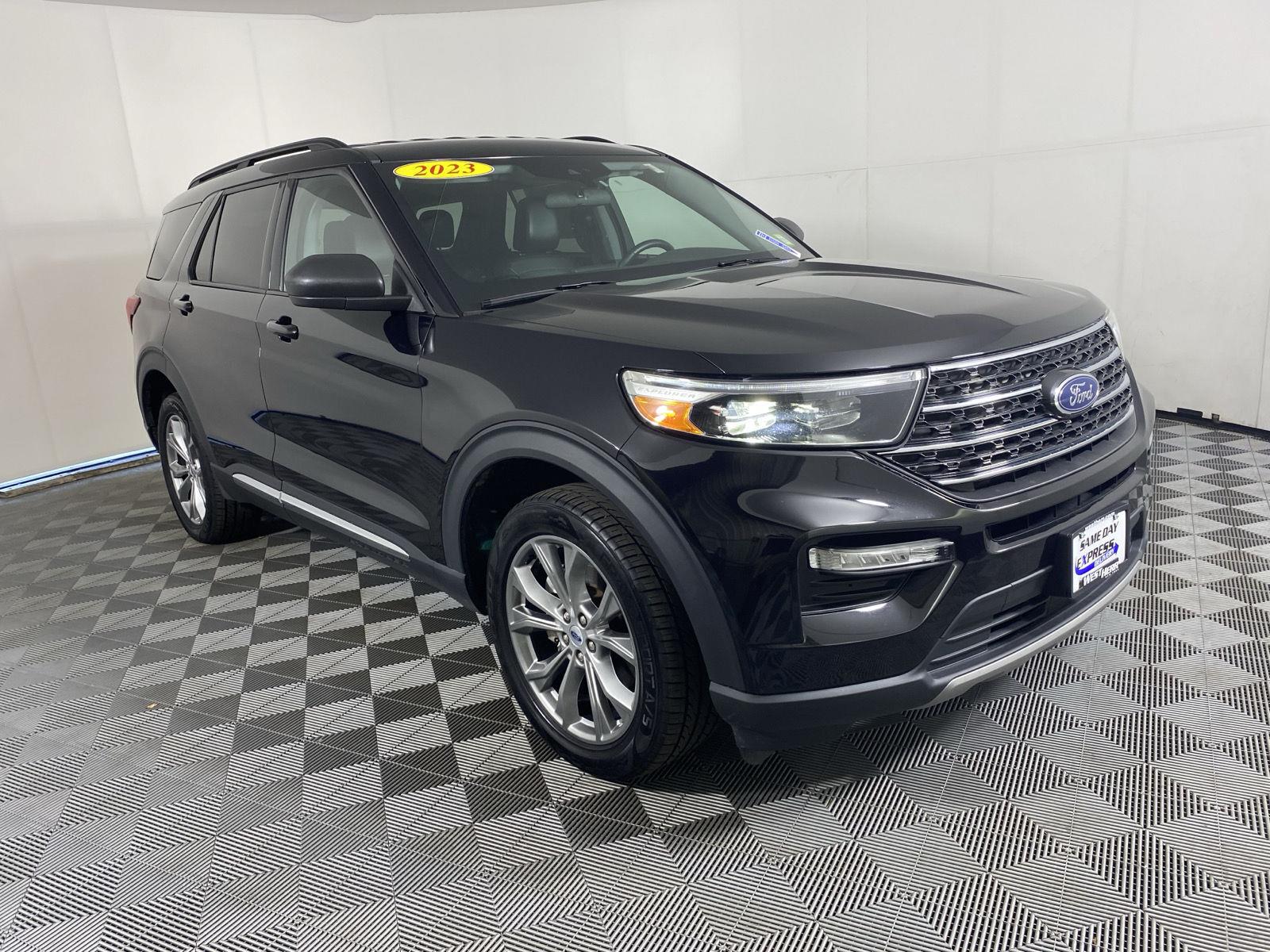 Used 2023 Agate Black Ford XLT image 11