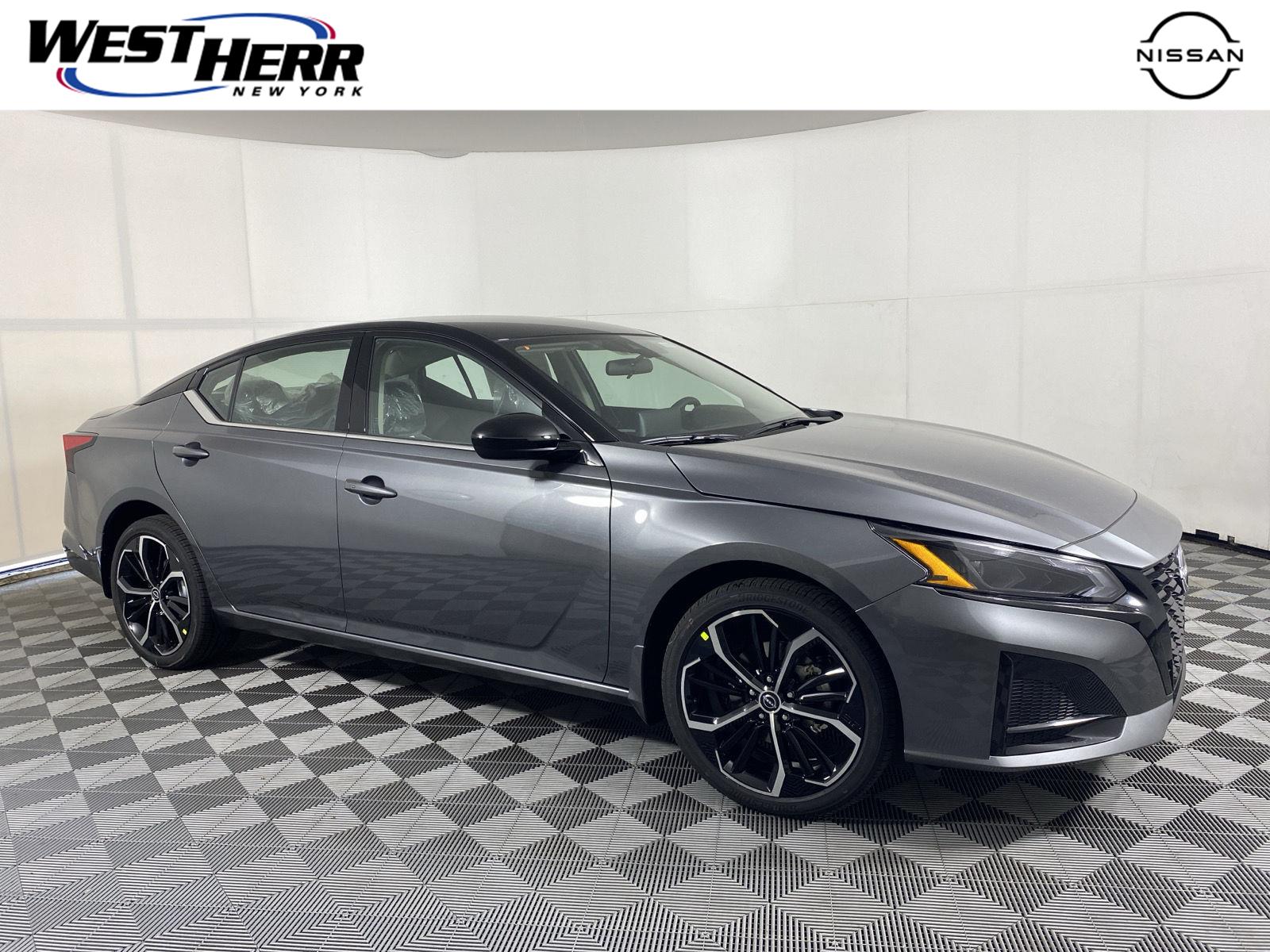 Gun Metallic/Super Black 2026 Nissan Altima Sedan All-Wheel Drive Continuously Variable Transmission