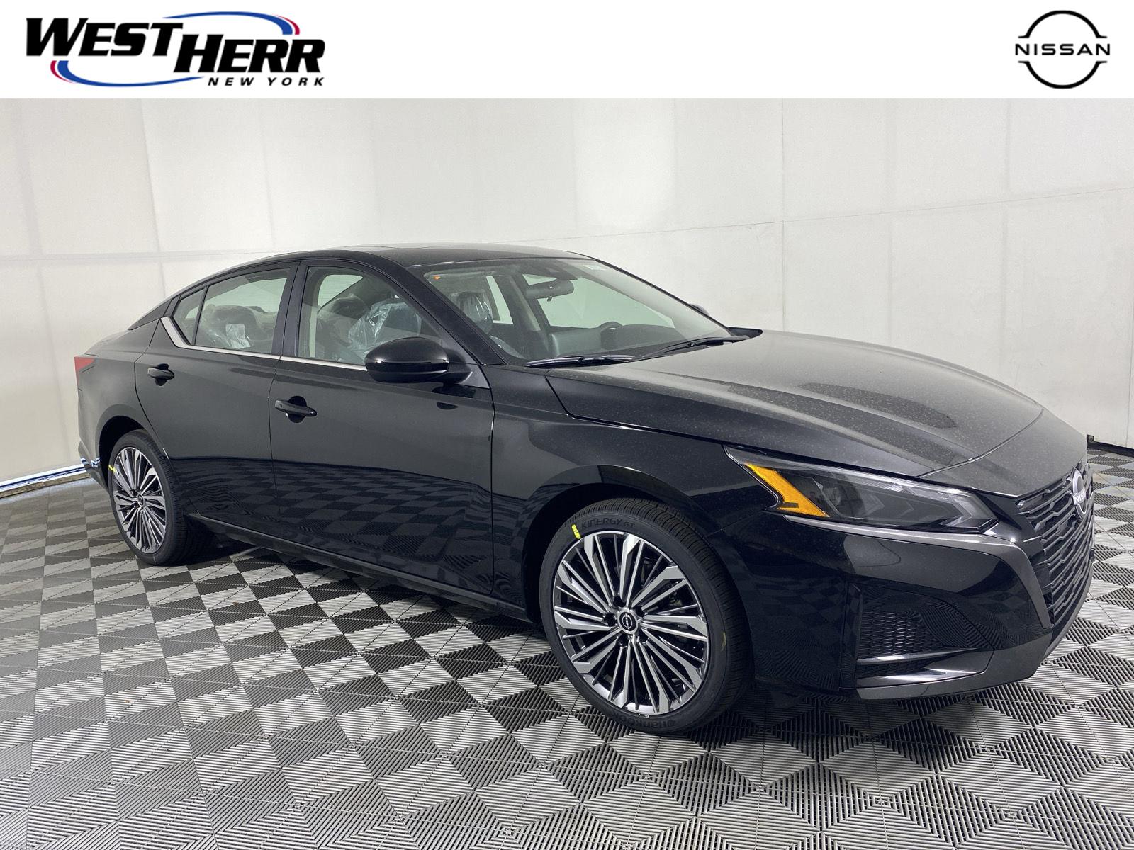 Super Black 2026 Nissan Altima Sedan All-Wheel Drive Continuously Variable Transmission