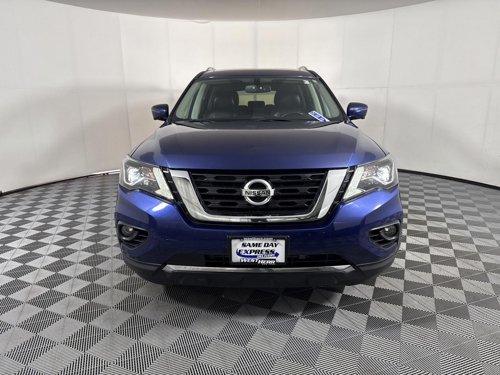 Used 2019 Caspian Blue Metallic Nissan Platinum image 2