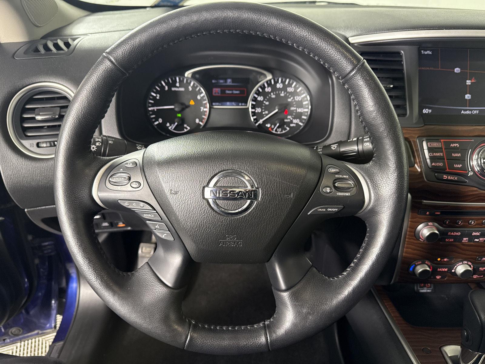 Used 2019 Caspian Blue Metallic Nissan Platinum image 15