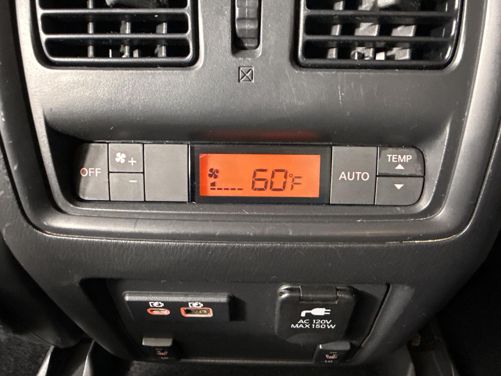 Used 2019 Caspian Blue Metallic Nissan Platinum image 28