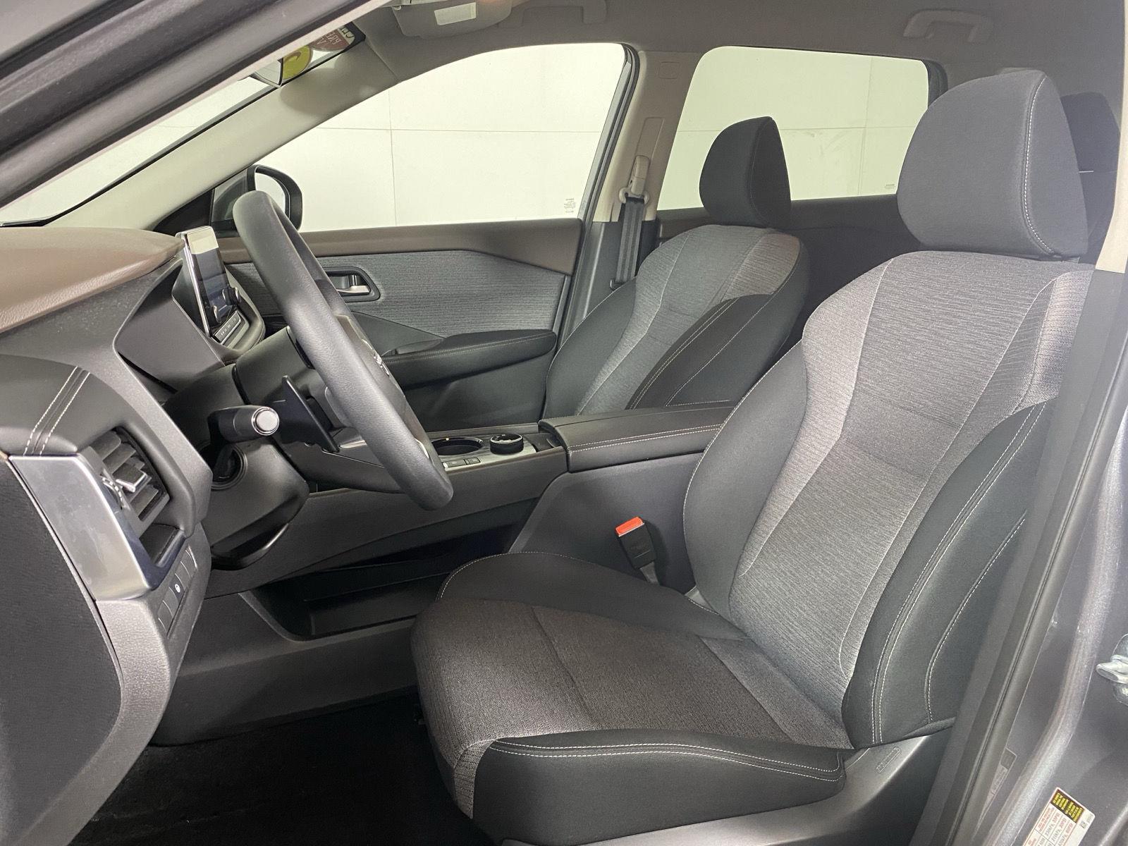 Certified Used 2023 Gun Metallic Nissan SV image 13