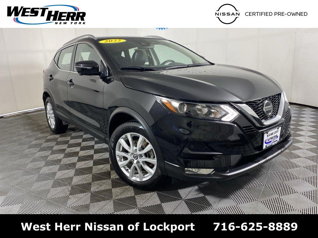 2022 Nissan Rogue Sport SV