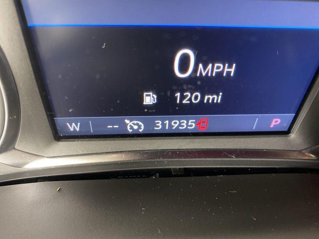Used 2023 Sterling Gray Metallic Chevrolet LT image 17