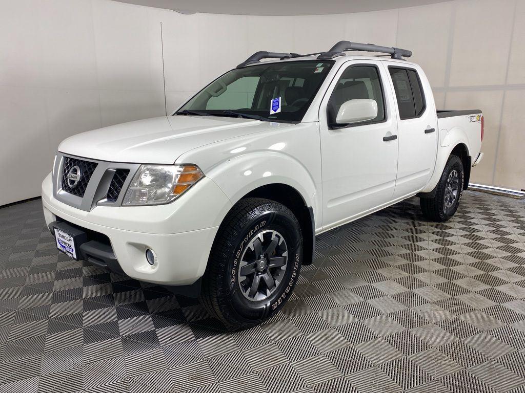 Used 2018 Glacier White Nissan PRO-4X image 3