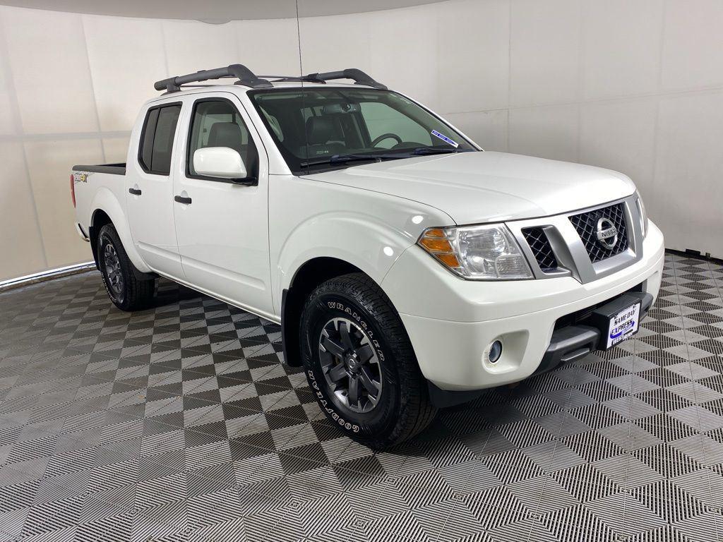Used 2018 Glacier White Nissan PRO-4X image 9