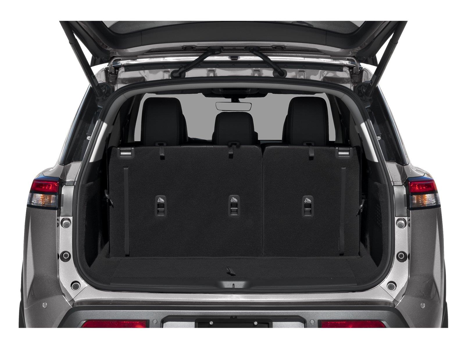 New 2026 Everest White Pearl Tricoat Nissan SL image 6