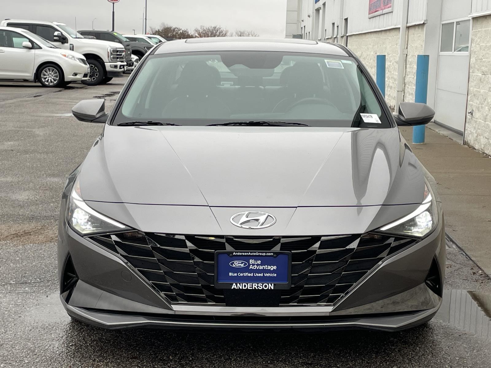 Used 2023 Hyundai Elantra Limited Sedan for sale in Lincoln NE