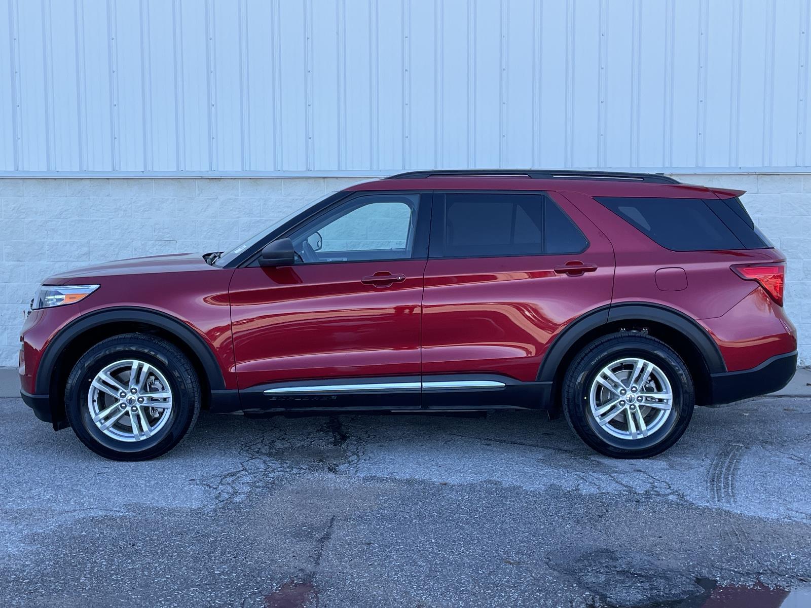 Used 2021 Ford Explorer XLT SUV for sale in Lincoln NE