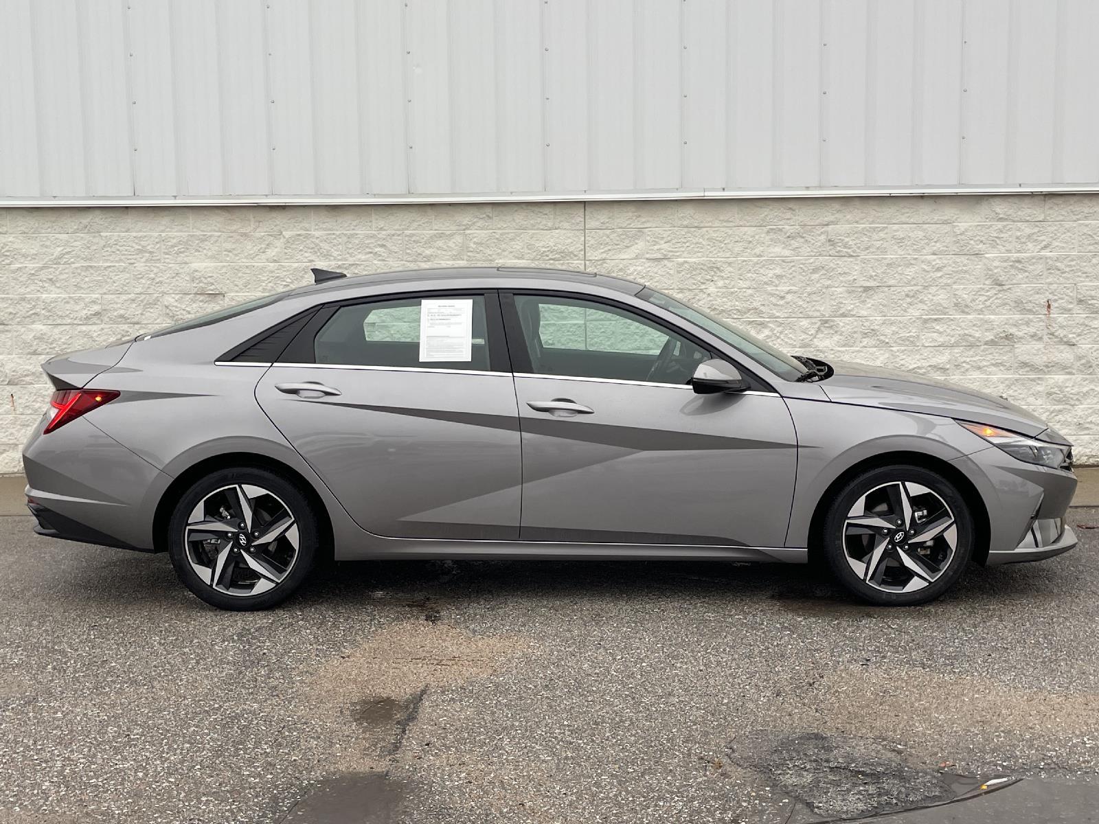 Used 2023 Hyundai Elantra Limited Sedan for sale in Lincoln NE