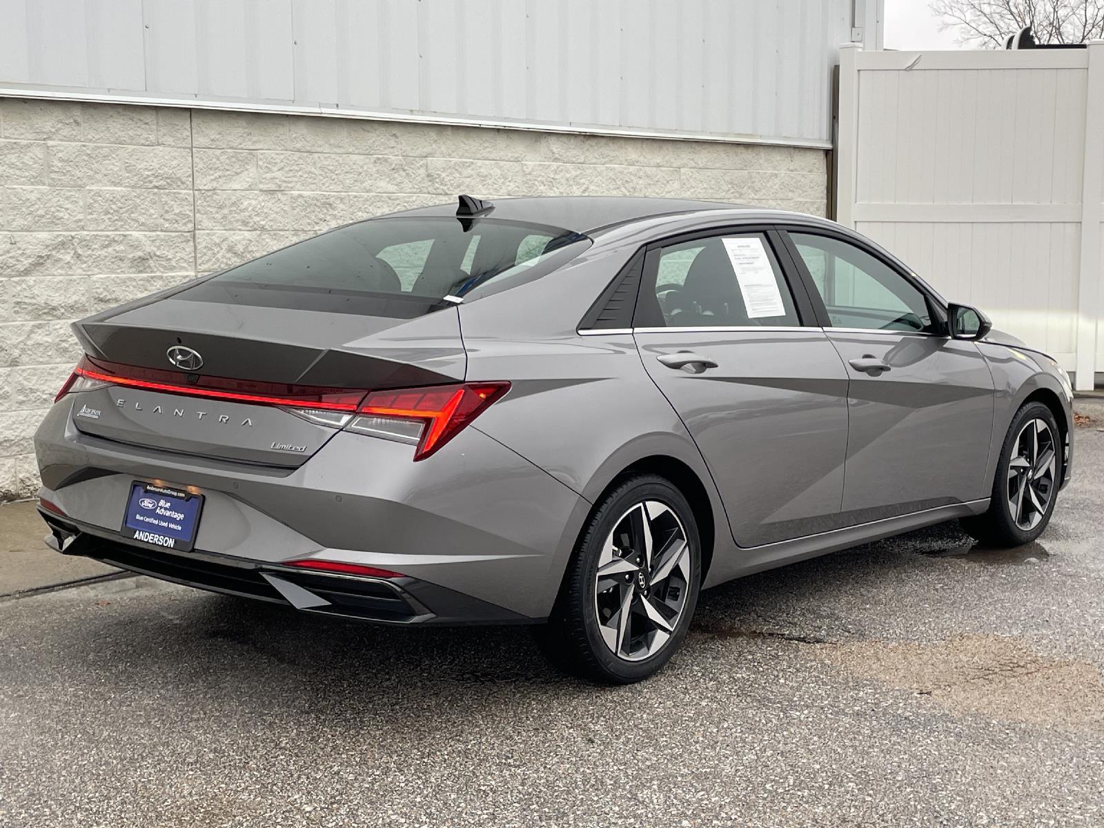 Used 2023 Hyundai Elantra Limited Sedan for sale in Lincoln NE