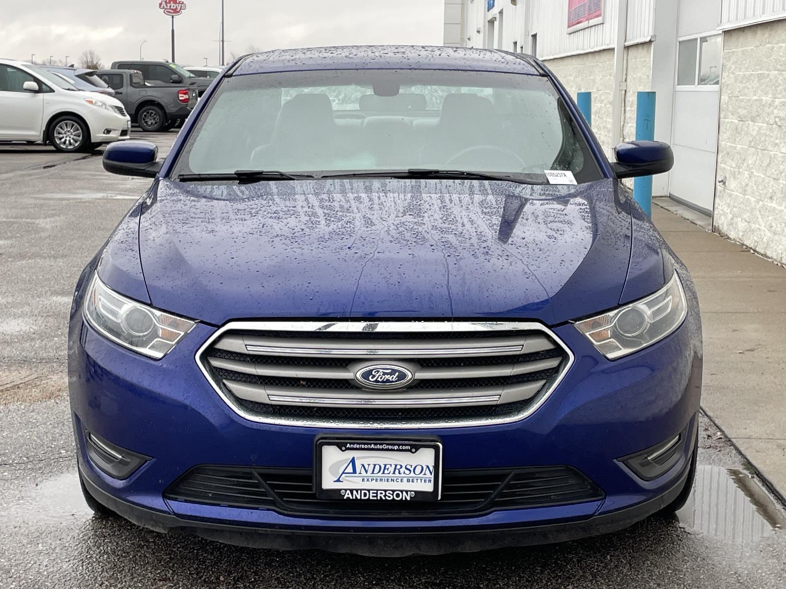 Used 2015 Ford Taurus SEL Sedan for sale in Lincoln NE