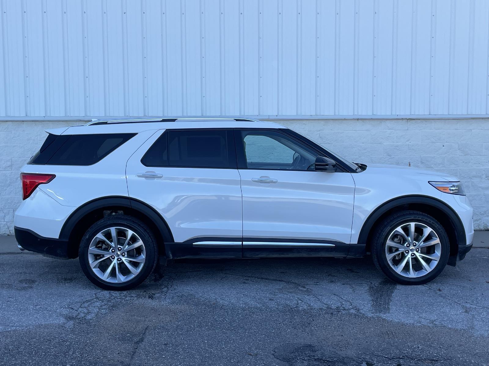 Used 2021 Ford Explorer Platinum SUV for sale in Lincoln NE