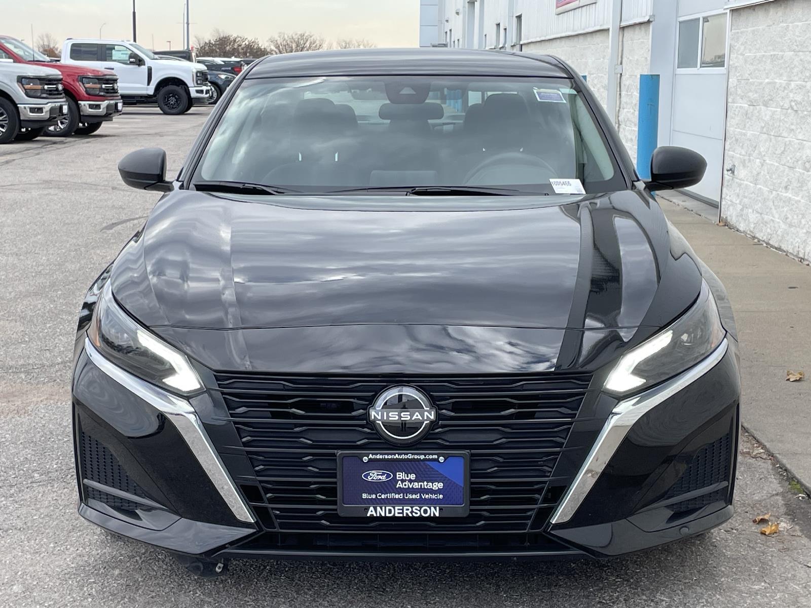 Used 2024 Nissan Altima 2.5 SV Sedan for sale in Lincoln NE