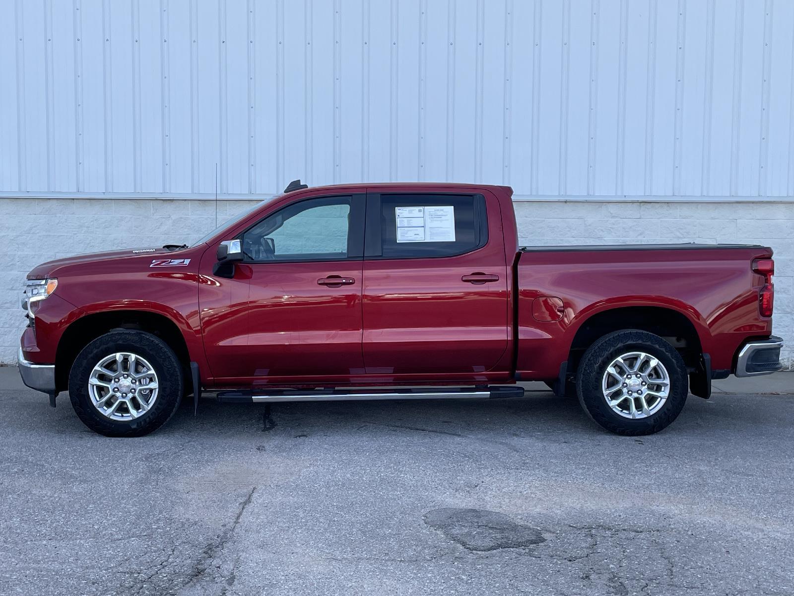 Used 2023 Chevrolet Silverado 1500 LT Crew Cab Truck for sale in Lincoln NE