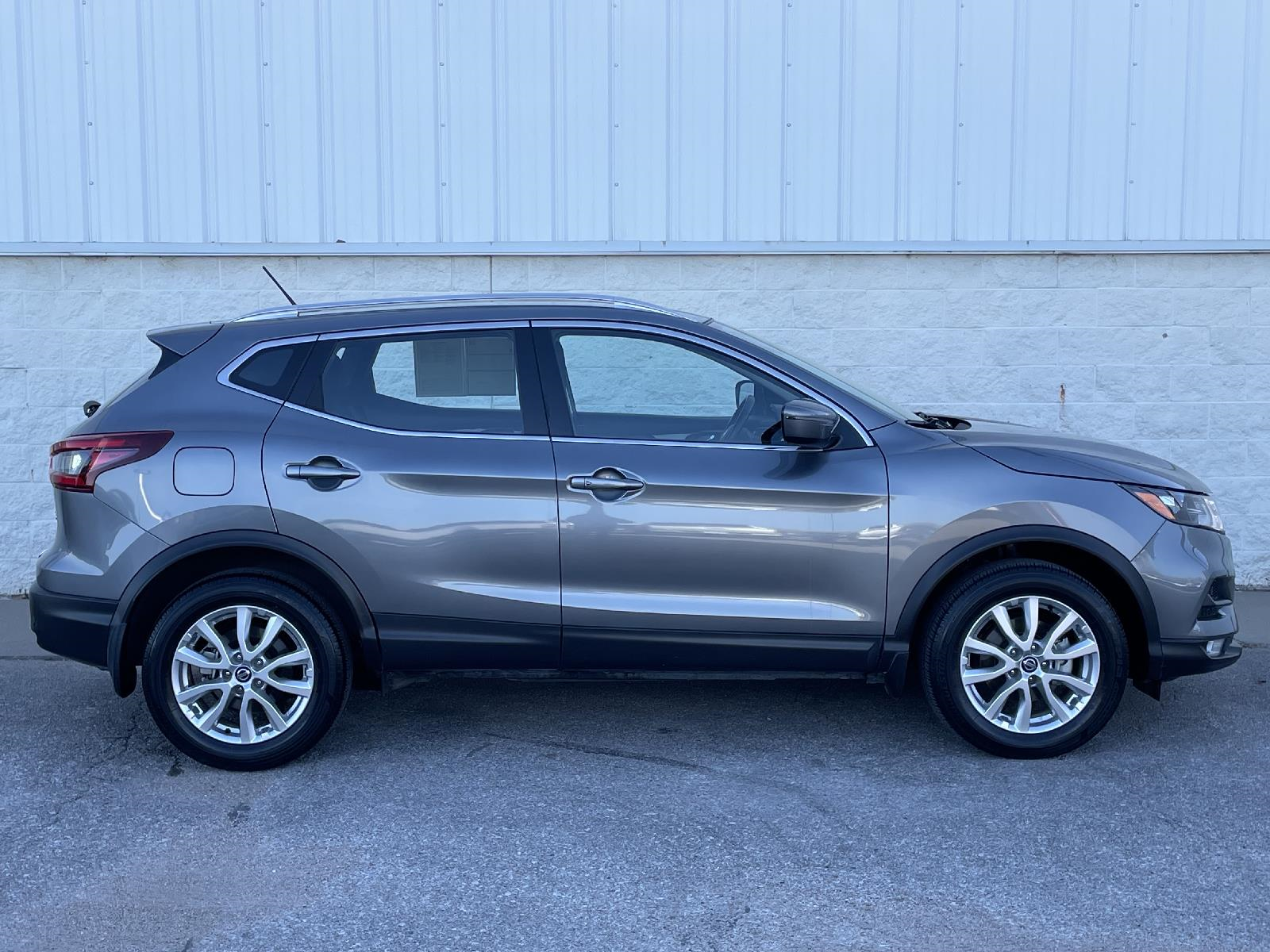 Used 2021 Nissan Rogue Sport SV SUV for sale in Lincoln NE