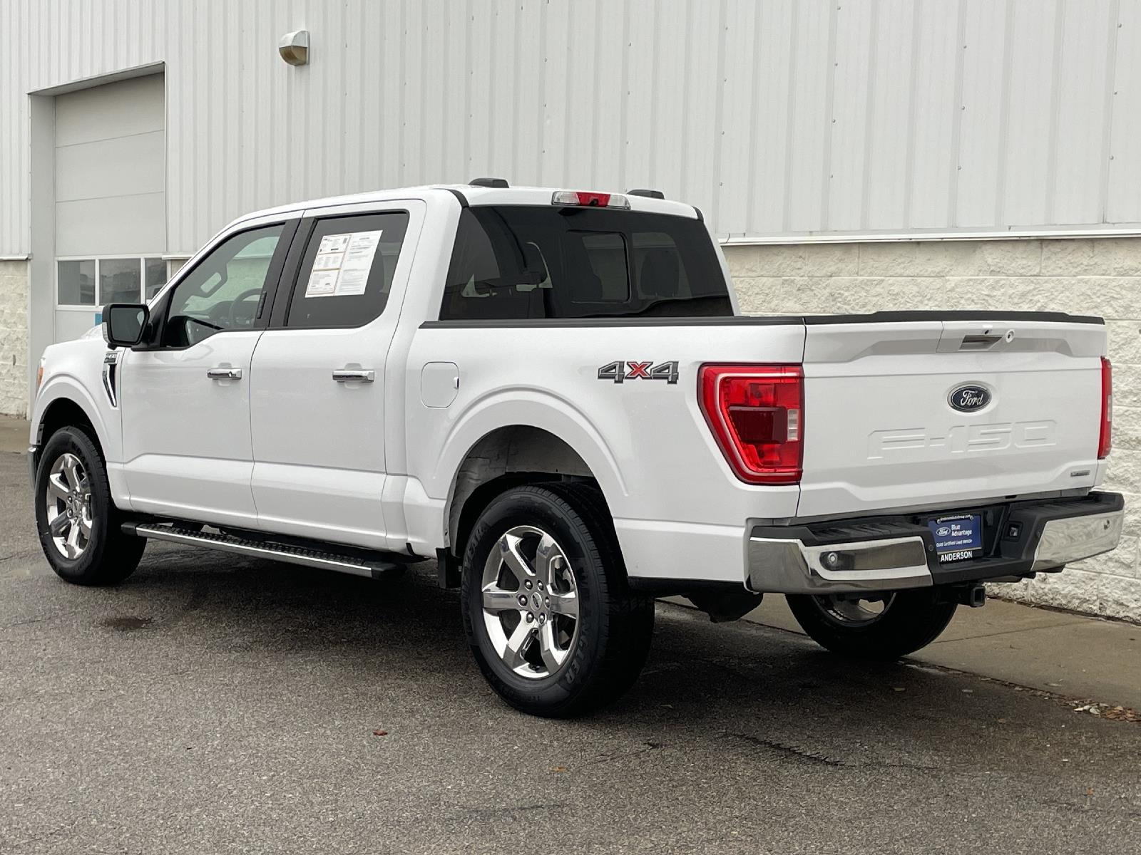 Used 2021 Ford F-150 XLT Crew Cab Truck for sale in Lincoln NE