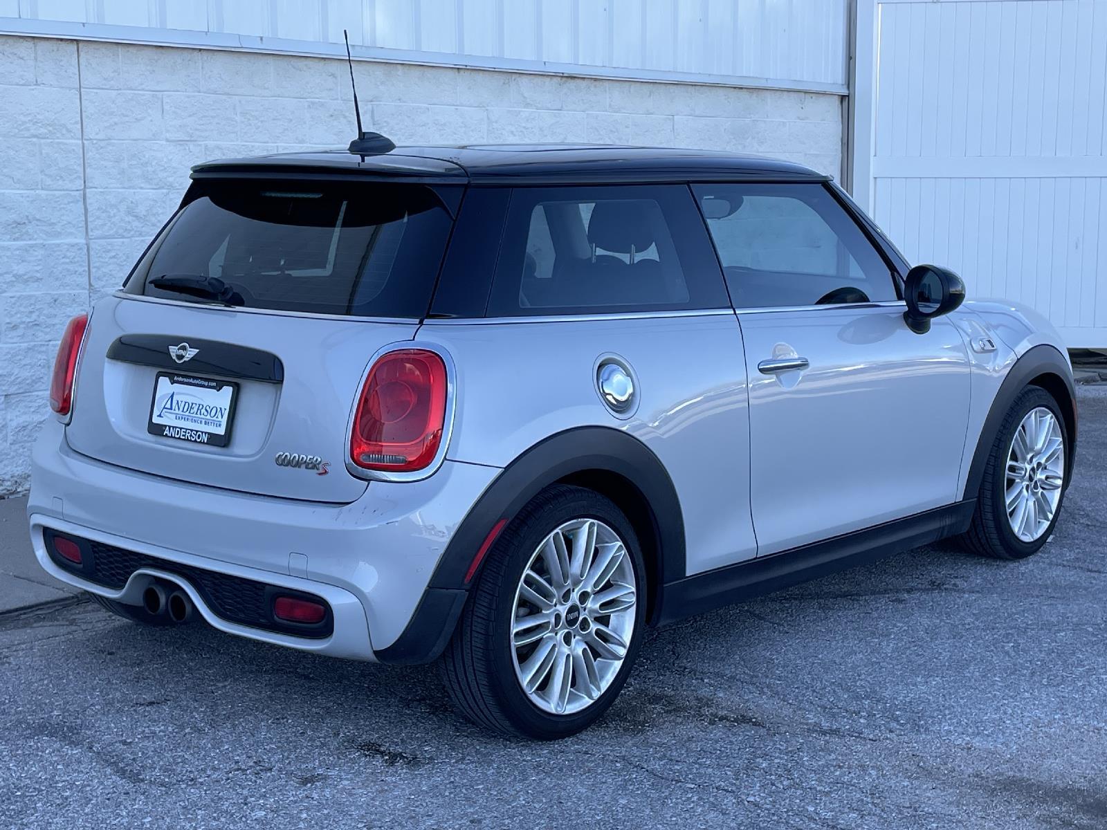 Used 2014 MINI Cooper Hardtop S Hatchback for sale in Lincoln NE