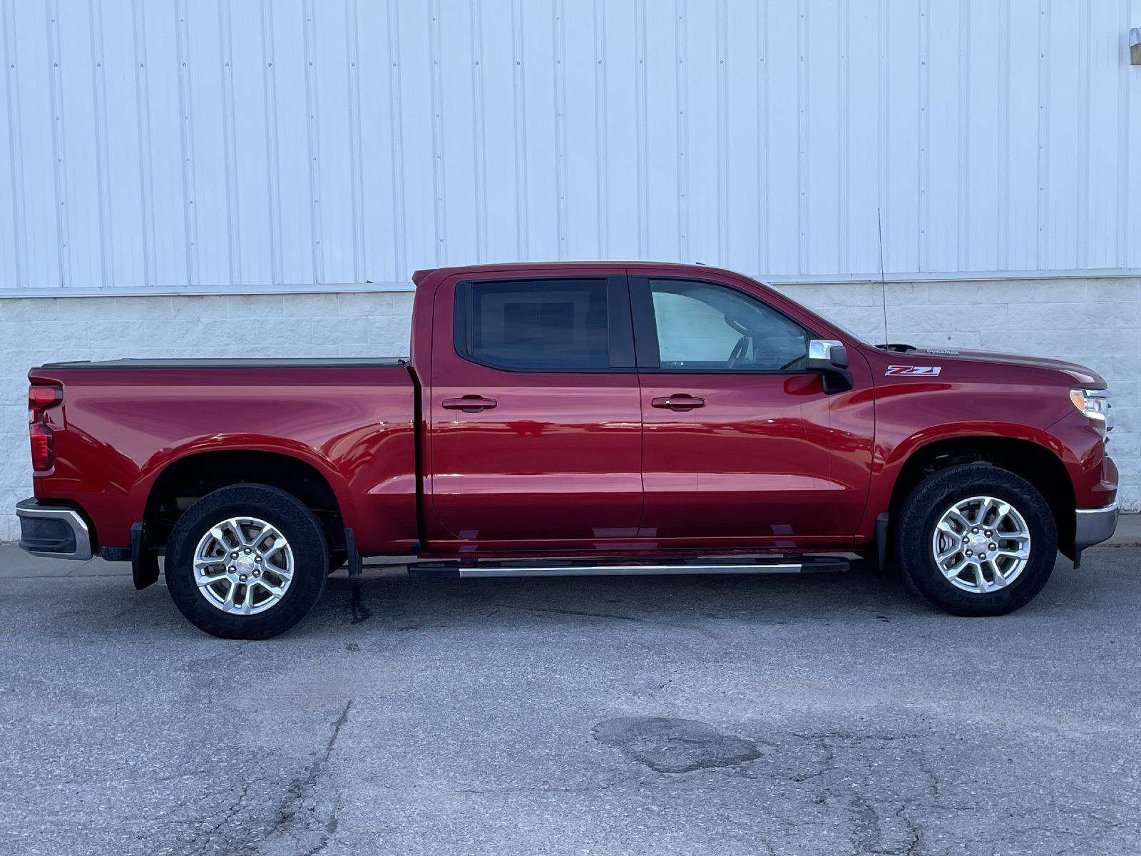 Used 2023 Chevrolet Silverado 1500 LT Crew Cab Truck for sale in Lincoln NE