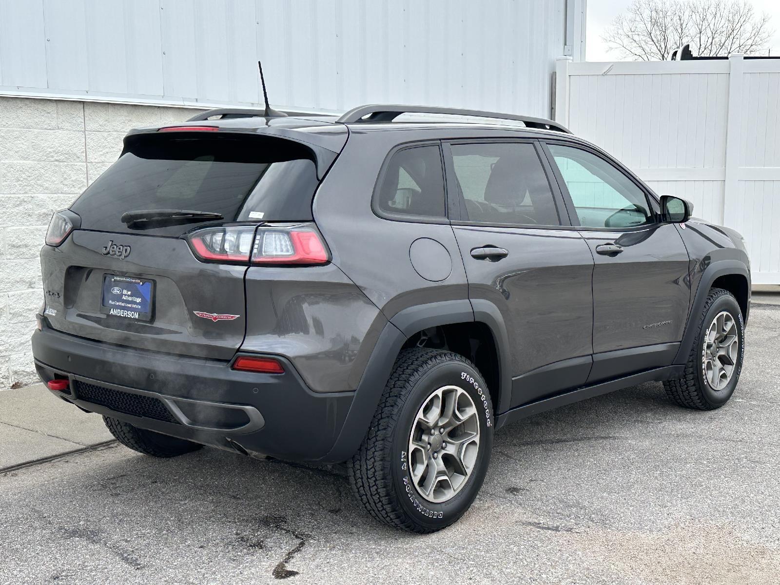 Used 2020 Jeep Cherokee Trailhawk SUV for sale in Lincoln NE