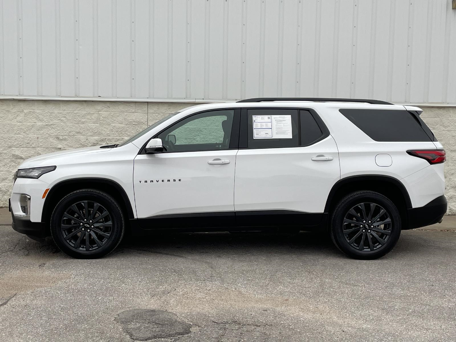 Used 2023 Chevrolet Traverse RS SUV for sale in Lincoln NE